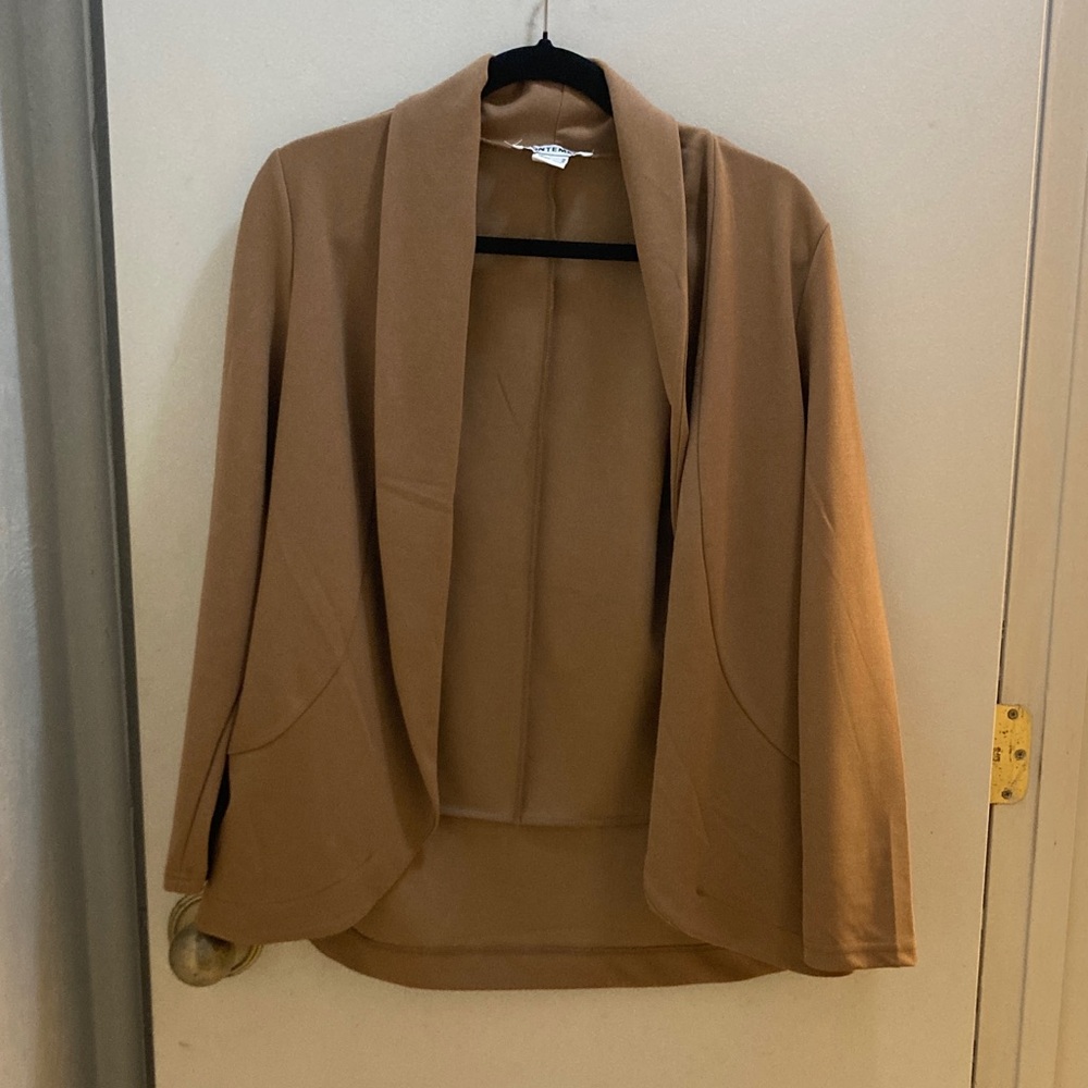 Chic Tan Women's Blazer
